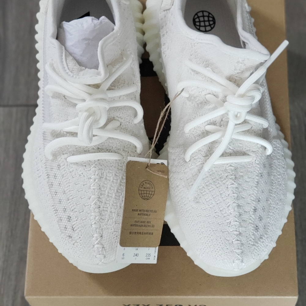 Adidas Yeezy boost 350 v2